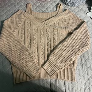 Sweater size M
